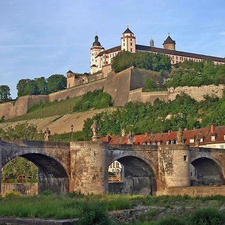 Attraktive 3-Zimmerwohnung - Zentrum Wuerzburg & Naehe Bahnhof ภายนอก รูปภาพ